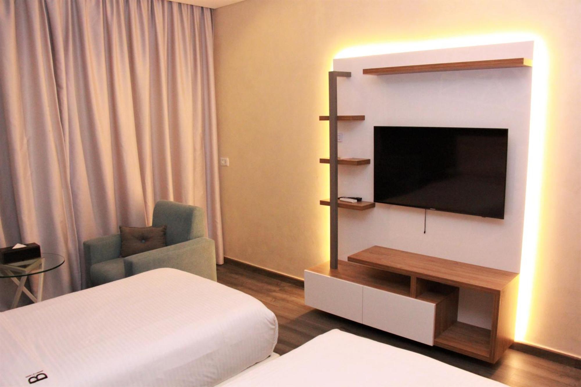 Beverly Hotel เบรุต ภายนอก รูปภาพ